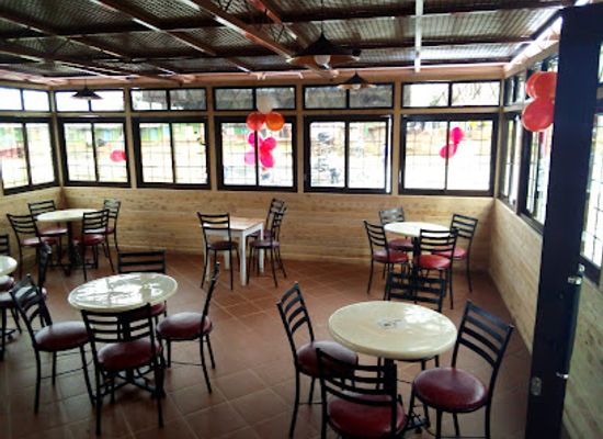 kenya/elgeyo-escarpment/restaurant/kerio-dreams-restaurant