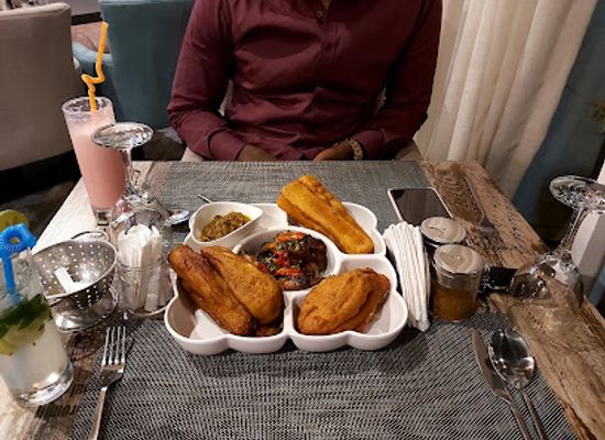 nigeria/hausa-fulani/restaurant/lagos-bistro