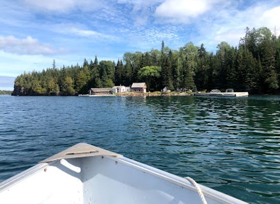 michigan/isle-royale-national-park/restaurant/greenstone-grill