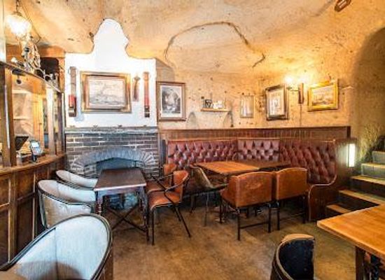 united-kingdom/nottingham/restaurant/ye-olde-trip-to-jerusalem
