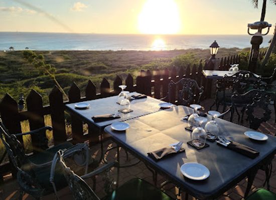 aruba/noord/restaurant/faro-blanco-restaurant