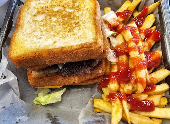 alabama/prattville/restaurant/zee-s-soulstreet-cafe