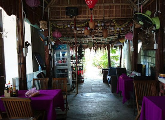 vietnam/hoi-an/an-bang-beach/restaurant/tree-coconut-beach-restaurant