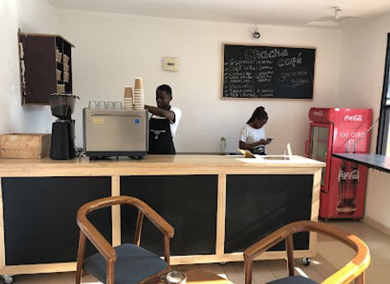 rwanda/western-province/restaurant/chacha-cafe