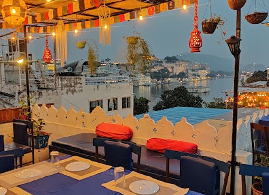 india/udaipur/restaurant/yummy-yoga-rooftop-restaurant