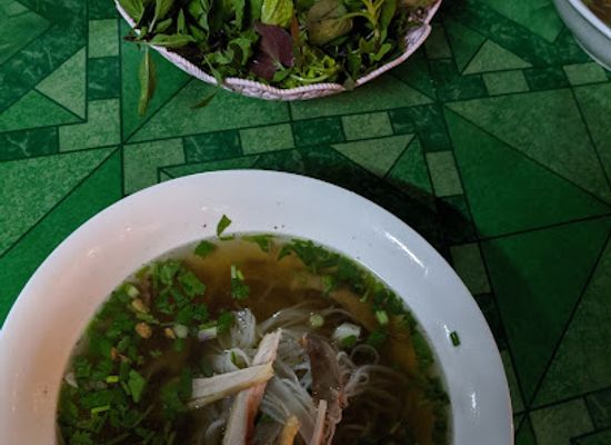 laos/phonsavan/restaurant/ms-noy-noodle-soup