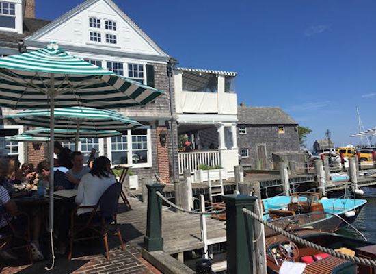 massachusetts/martha-s-vineyard/restaurant/atlantic-fish-chop-house