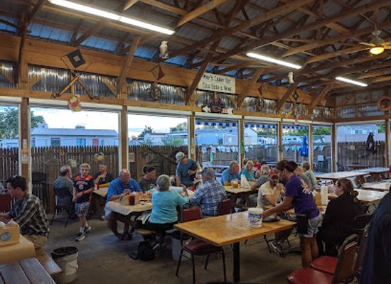 maryland/catoctin-mountain-area/restaurant/may-s-seafood-restaurant