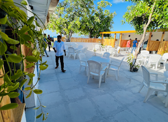 maldives/gan-island/restaurant/salt-water-restaurant