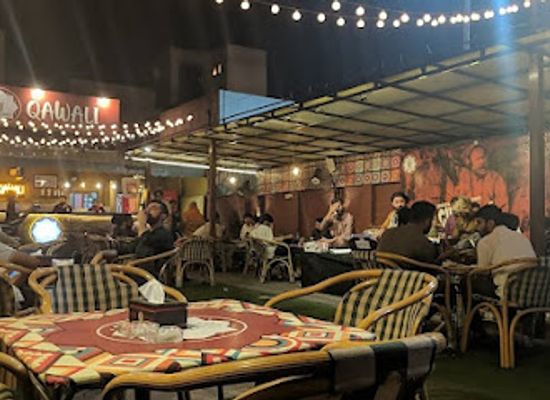 pakistan/lahore/johar-town/restaurant/chaye-qawali