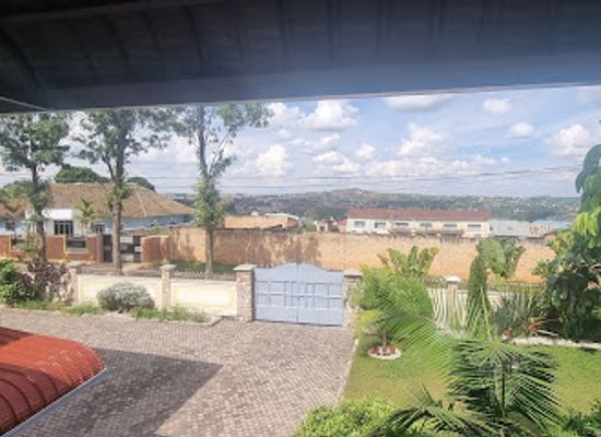 rwanda/gitarama/restaurant/muhanga