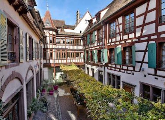 france/alsace/restaurant/la-maison-des-tetes-relais-chateaux-hotel-colmar-restaurants