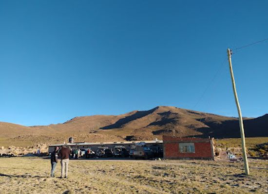 bolivia/salar-de-uyuni/restaurant/minuteman-pizza