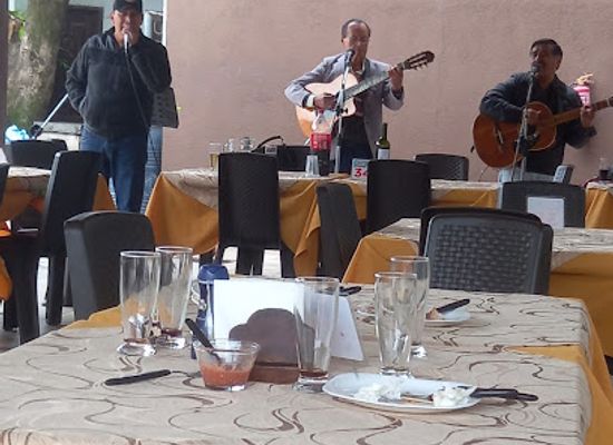 bolivia/santa-cruz-de-la-sierra/restaurant/los-penocos