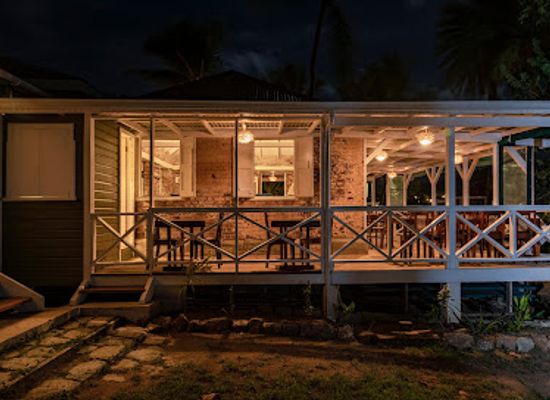 antigua-and-barbuda/fig-tree-drive/restaurant/abracadabra