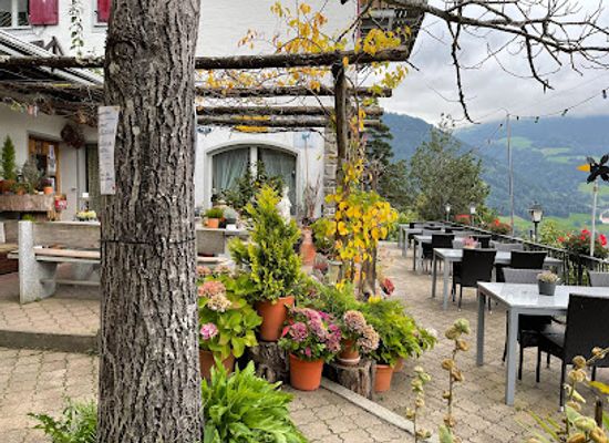 switzerland/uri/restaurant/nussbaumli