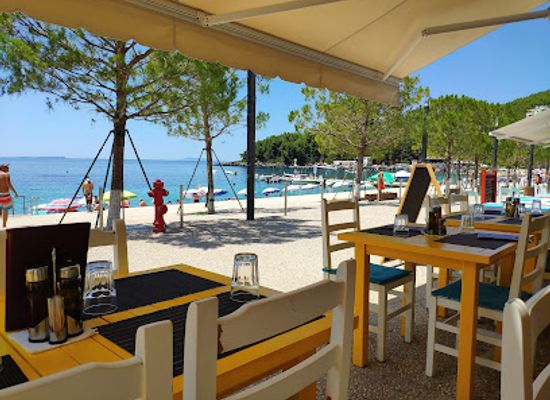 albania/himara/restaurant/hercules-restaurant