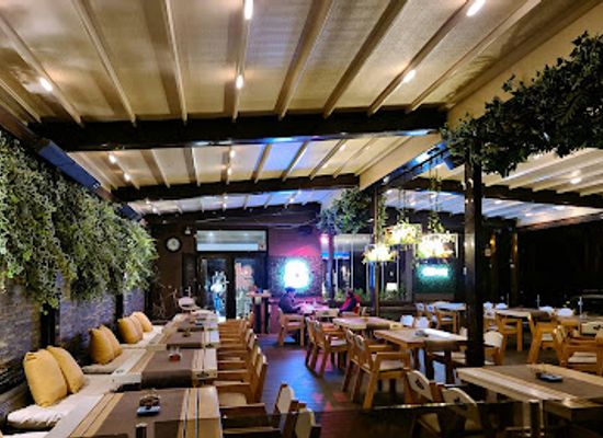 romania/galati/restaurant/corner-house