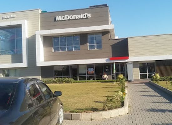 pakistan/pothohar-plateau/restaurant/mcdonald-s