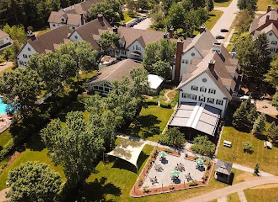 vermont/essex-county/restaurant/the-essex-resort-spa