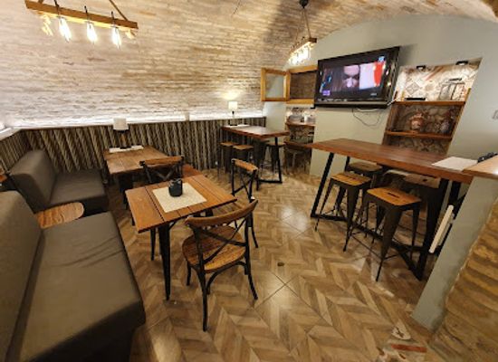 hungary/gyor/restaurant/jam-juice-more