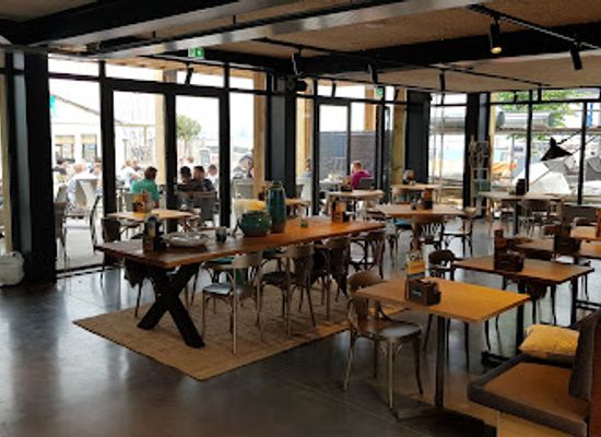 netherlands/friesland/restaurant/het-theehuis