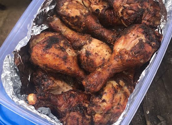 saint-vincent-and-the-grenadines/georgetown/restaurant/d-johnson-s-bbq