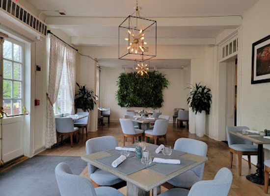 rhode-island/newport-county/restaurant/one-bellevue