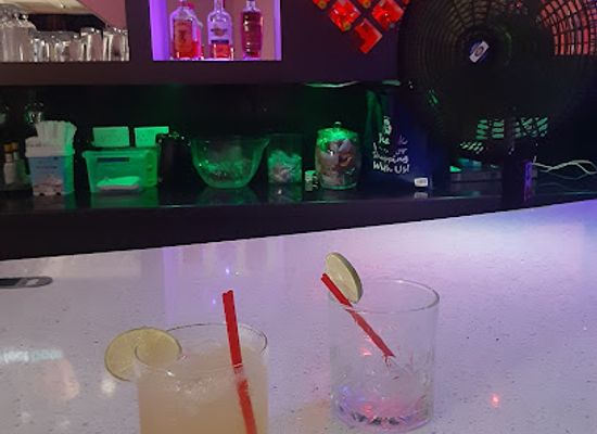 grenada/saint-andrew/restaurant/blast