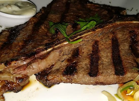 suriname/paramaribo/restaurant/juicy-steak-house