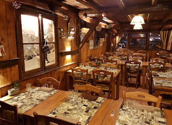 france/alpe-d-huez/restaurant/restaurant-la-pomme-de-pin