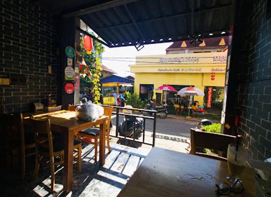 cambodia/preah-sihanouk/restaurant/romdoul-s-place