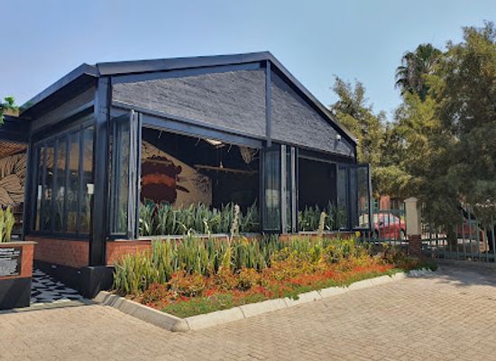 botswana/molepolole/restaurant/two-six-seven