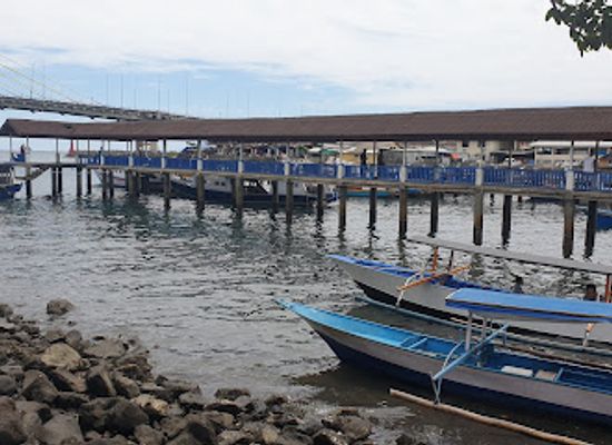 indonesia/north-sulawesi/restaurant/ba-mie-tahuna-pelabuhan-manado