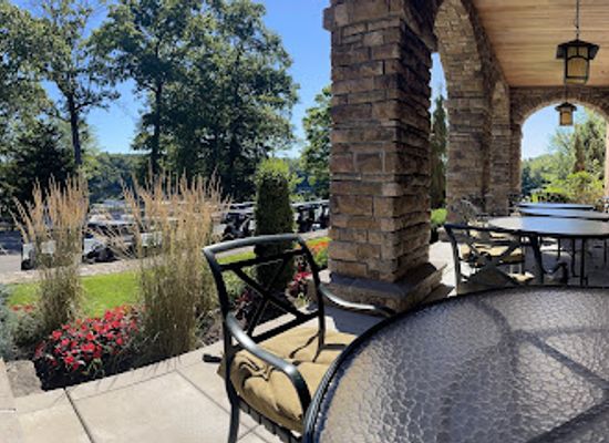 connecticut/mashantucket/restaurant/matches-tavern
