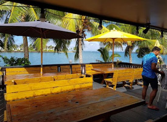 samoa/lalomanu/restaurant/taumeasina-restaurant-bar