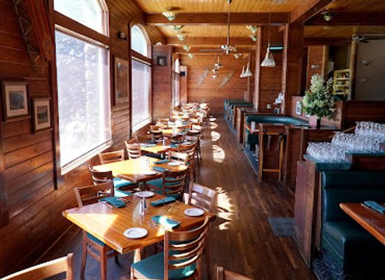 california/sierra-nevada/restaurant/ducey-s-on-the-lake-ducey-s-bar-grill