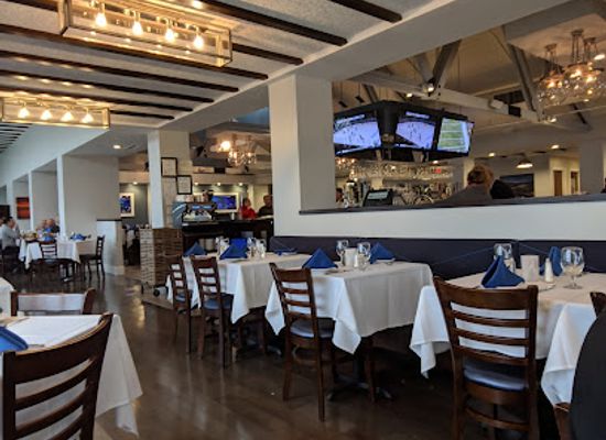 massachusetts/bristol-county/restaurant/the-cove-restaurant-marina