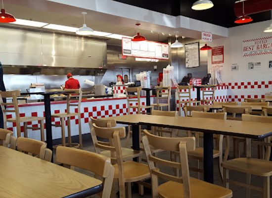 missouri/west-central-missouri/restaurant/five-guys