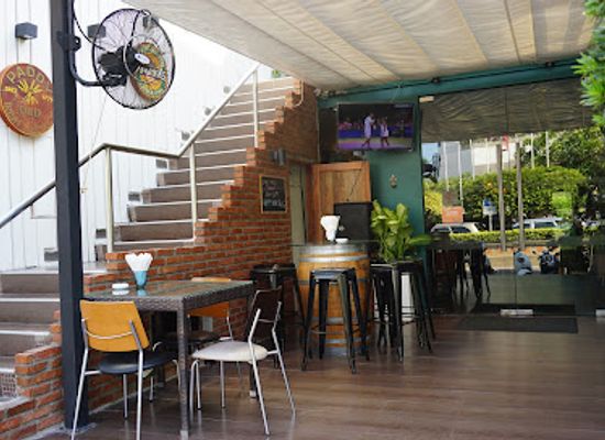 thailand/hua-hin/restaurant/father-ted-s-irish-pub-steakhouse
