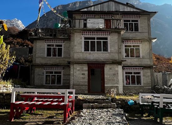 nepal/langtang-valley/restaurant/resting-place-guest-house-bed-breakfast-in-langtang-trekking-guide-babu-tamang