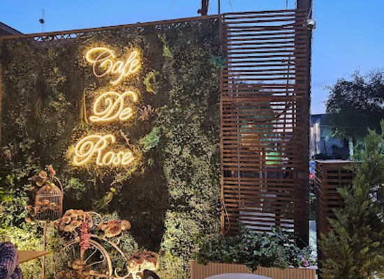 iraq/baghdad/al-karada/restaurant/de-rose-cafe