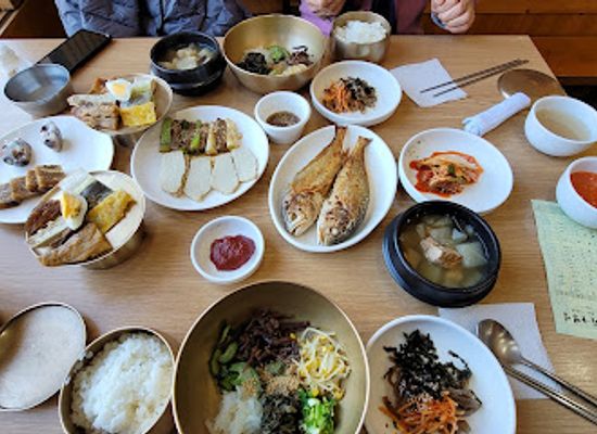 south-korea/andong/restaurant/heotjesabapkkachigumeongjib