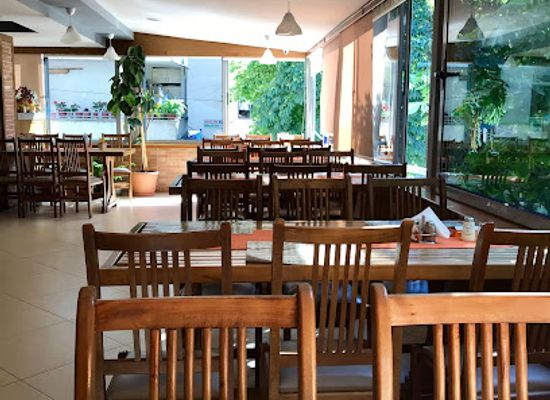 albania/pogradec/restaurant/rusi-grill