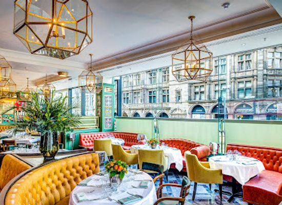 united-kingdom/edinburgh/restaurant/the-ivy-on-the-square-edinburgh