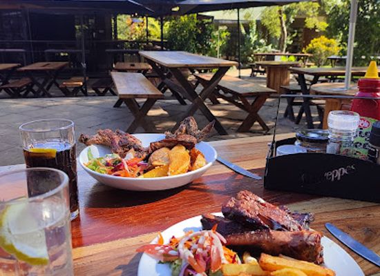 malawi/central-region/restaurant/khala-at-four-seasons