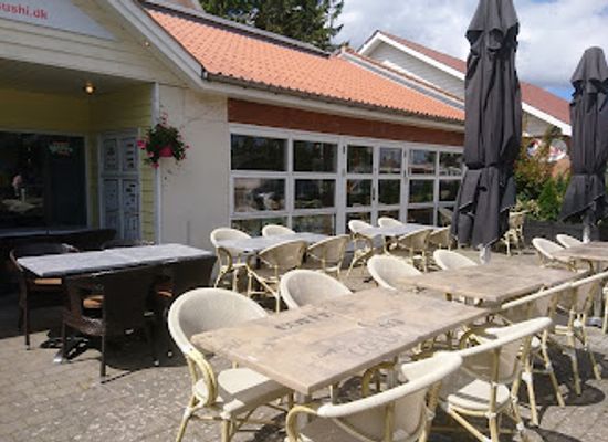 denmark/lolland-falster/restaurant/ny-yaki-sushi