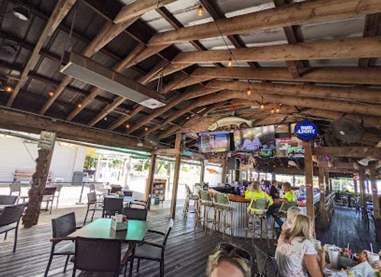 florida/nature-coast/restaurant/scotty-s-tiki-bar