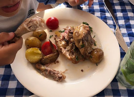 ukraine/crimea/restaurant/ustrichnaya-ferma-krymskiye-moreprodukty