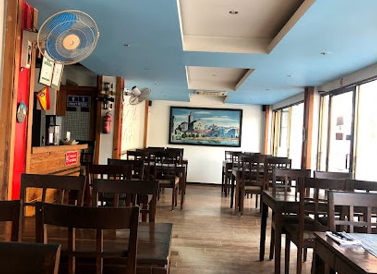 nepal/patan/restaurant/el-mediterraneo